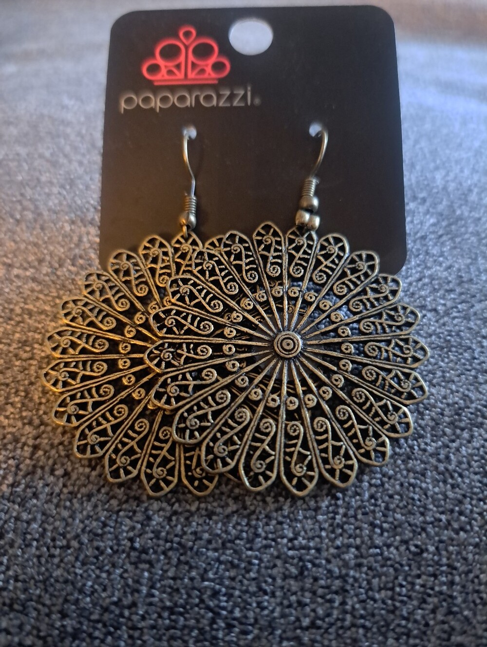 Paparazzi Antique Gold Filigree Sunburst Drop Earrings